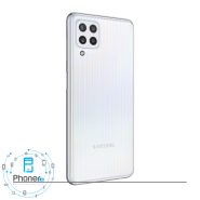 نمای کناری قاب پشتی گوشی موبایل Samsung Galaxy M32 در رنگ سفید